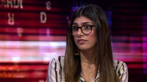 porno mia k|Mia Khalifa